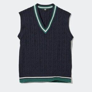 Uniqlo V-neck Sweater Vest Navy XS